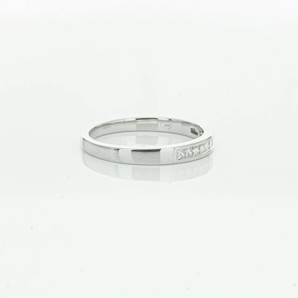 18ct White Gold .25ct Princess Cut Diamond Band