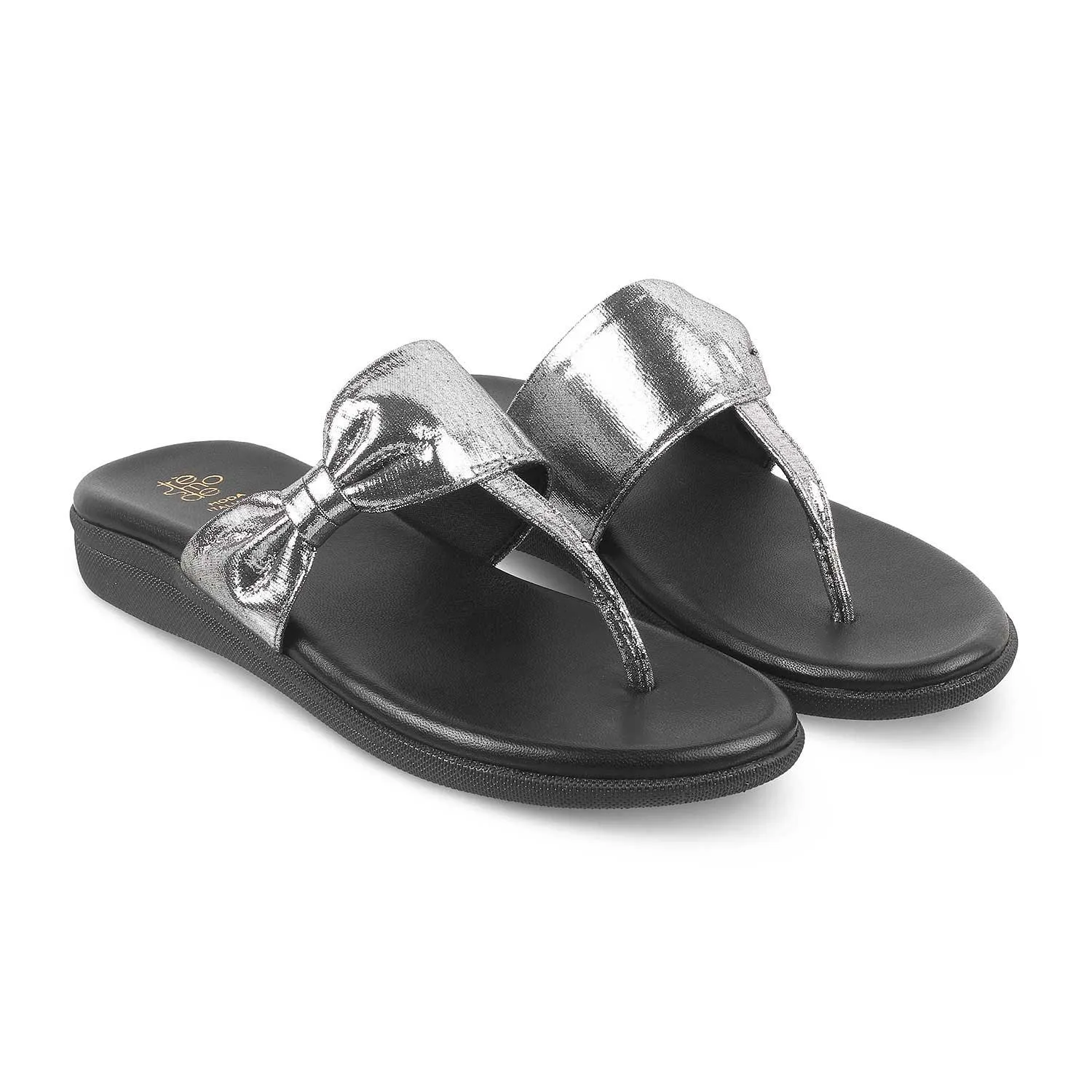 The Tobow Silver Women's Casual Flats Tresmode